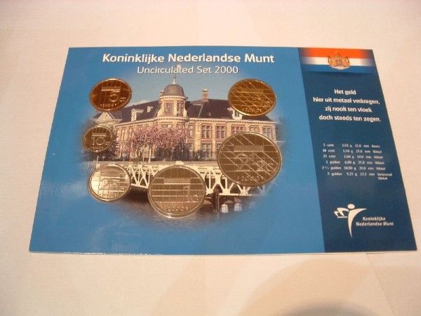 (afbeelding voor) 2000 UNC set in KNM Verpakking