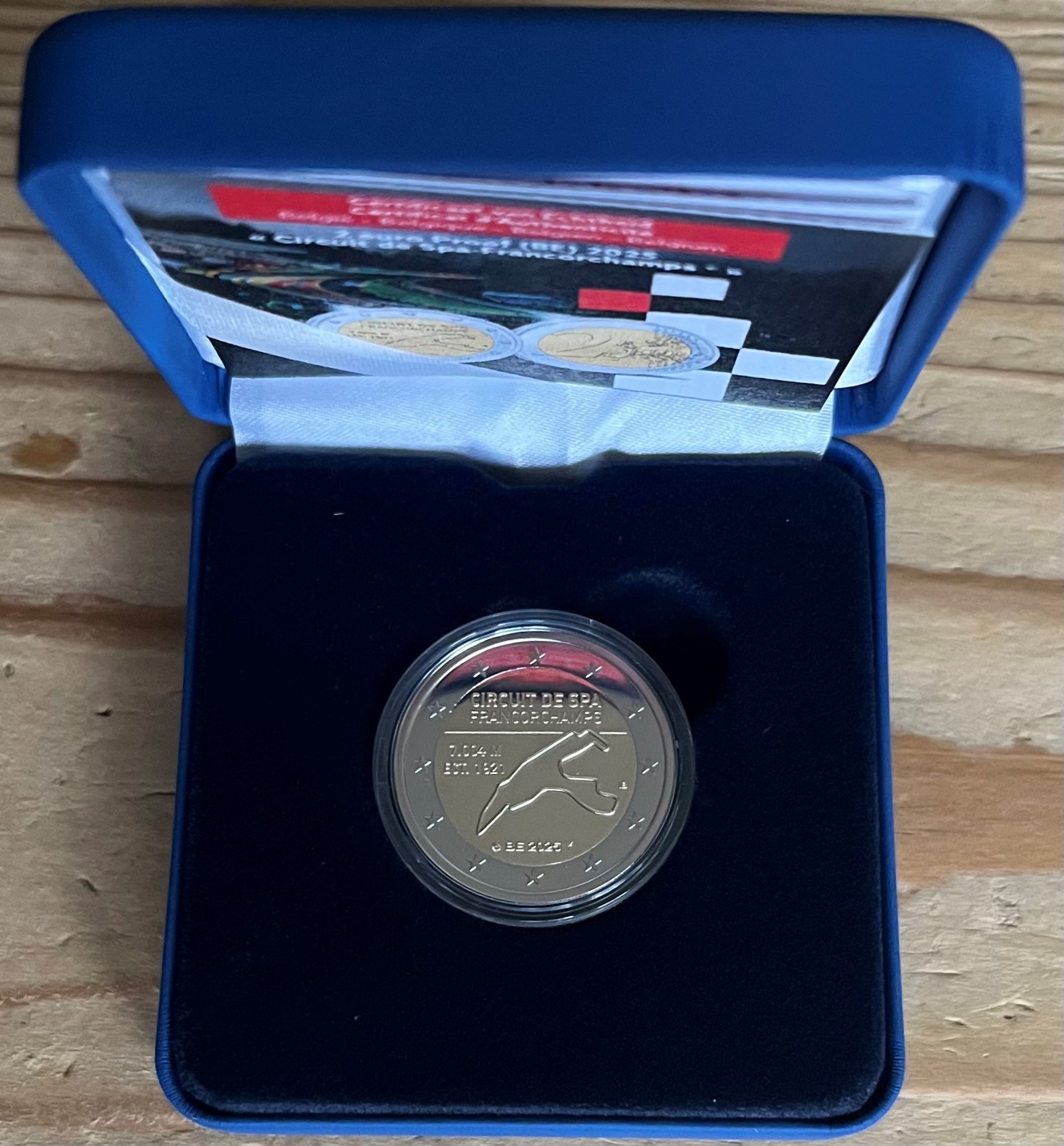 (afbeelding voor) 2 Euromunt Belgie 2025 Francorchamps Proof in cassette