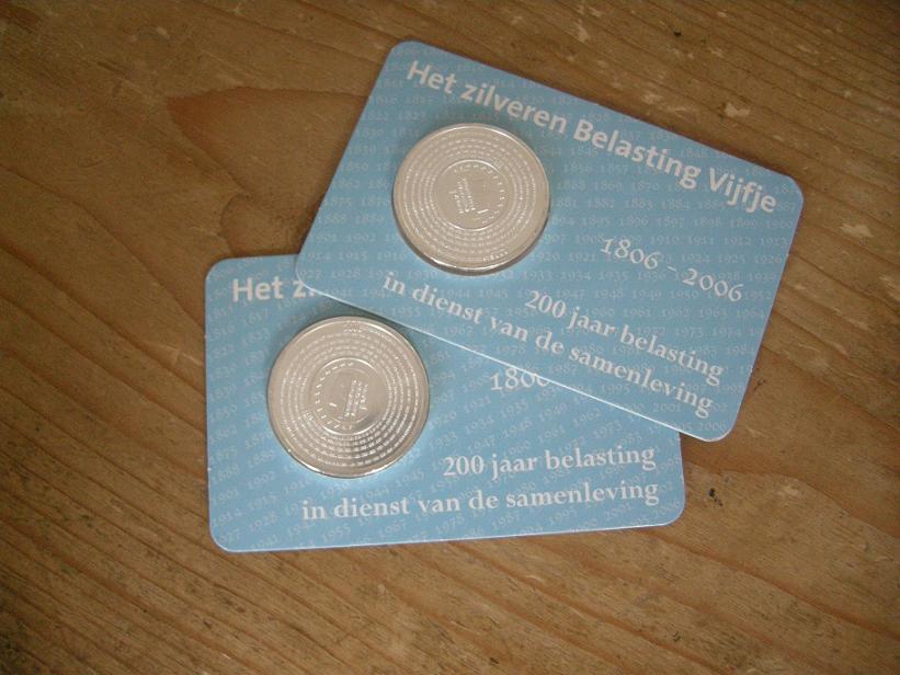 (afbeelding voor) 5 euro Nederland Belastingdienst in coincard 2006 uitgave HNM