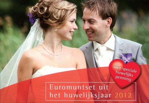 (afbeelding voor) Huwelijkset 2012 BU met penning