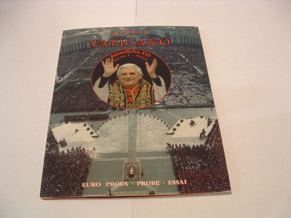 (afbeelding voor) BU Vaticano Benedicts XVI 2005